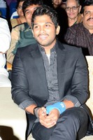 Allu Arjun at Julayi Audio Launch